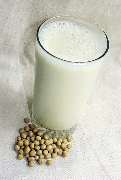 豆浆:一杯豆浆和黄豆